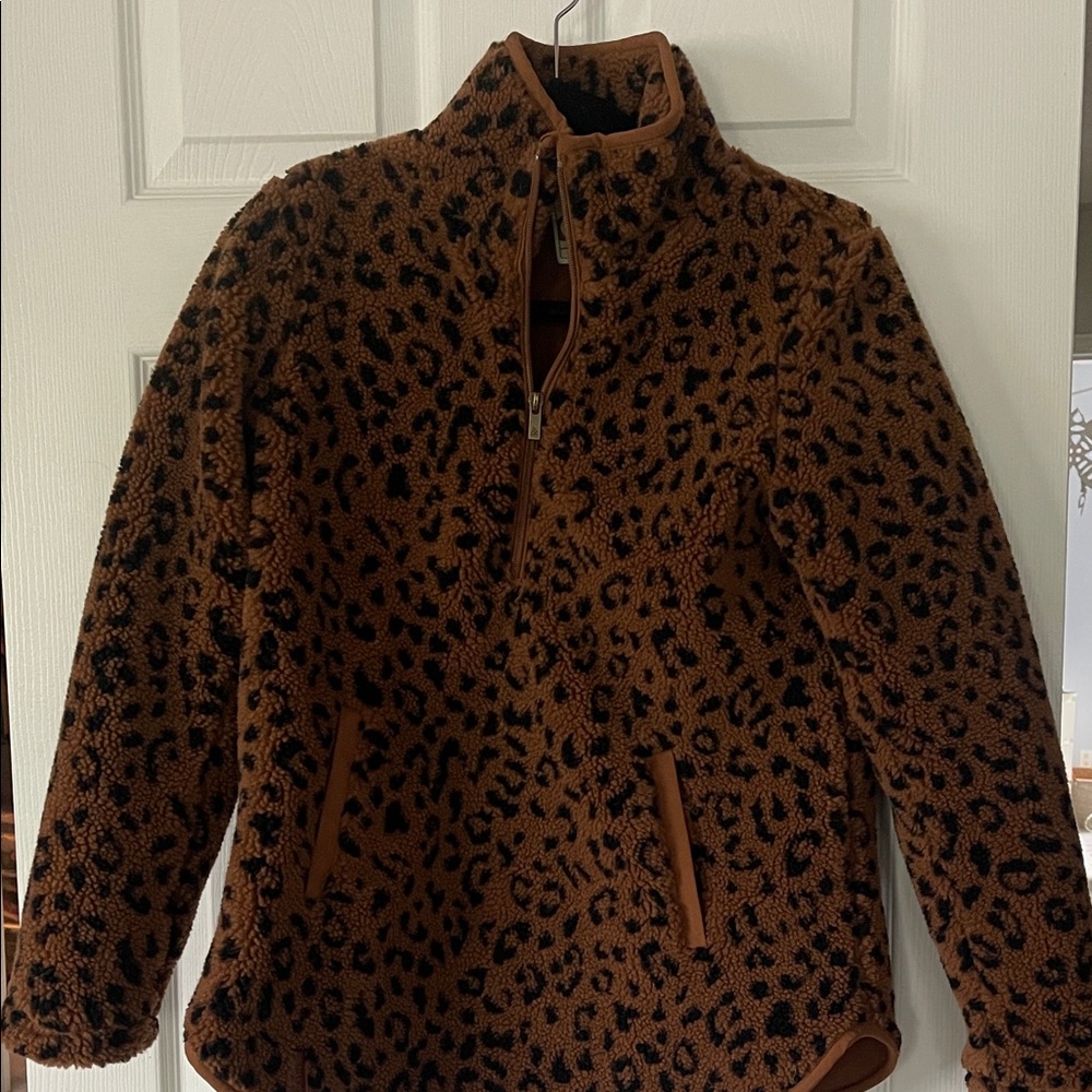 Ampersand Avenue Leopard Print Fleece Pullover